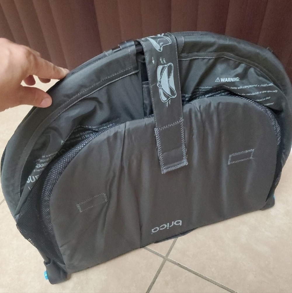 Brica Fold n' Go Travel Bassinet - Picture 10 of 12